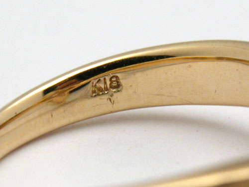 ゴールドリングの刻印: 指輪の刻印